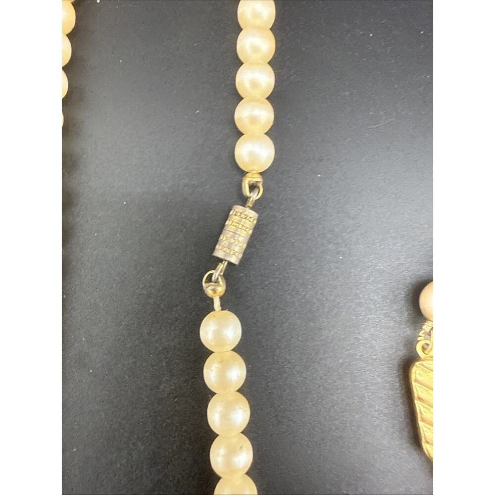 Lot Of 3 Vintage Faux Pearl Necklaces - Picture 2 of 4